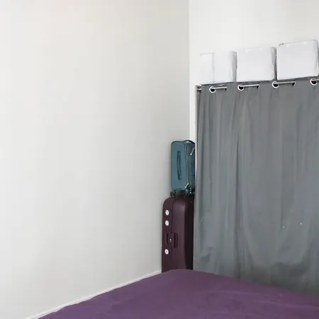 Bright 35 M Close To The Bastille Paris